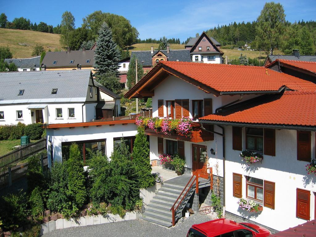 Landhotel Gasthof Zwota Klingenthal Bagian luar foto